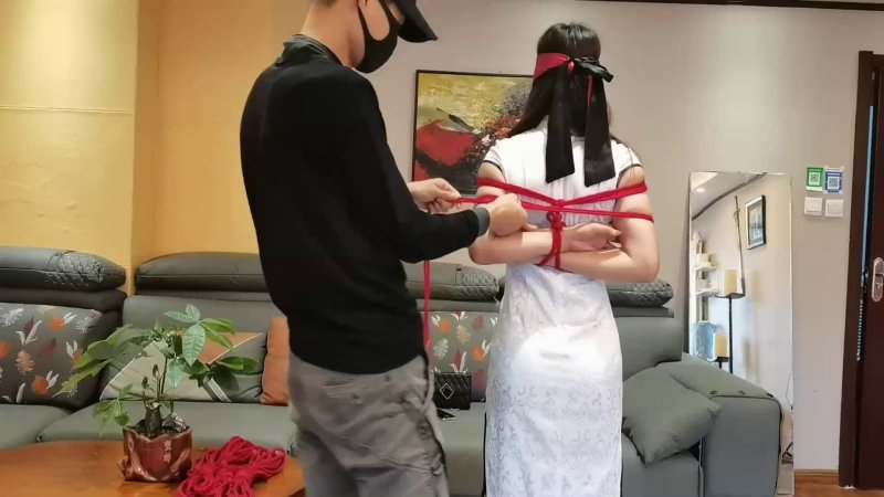 一绳所爱 白领洛儿慕名而来绳艺体验店，体验梱梆