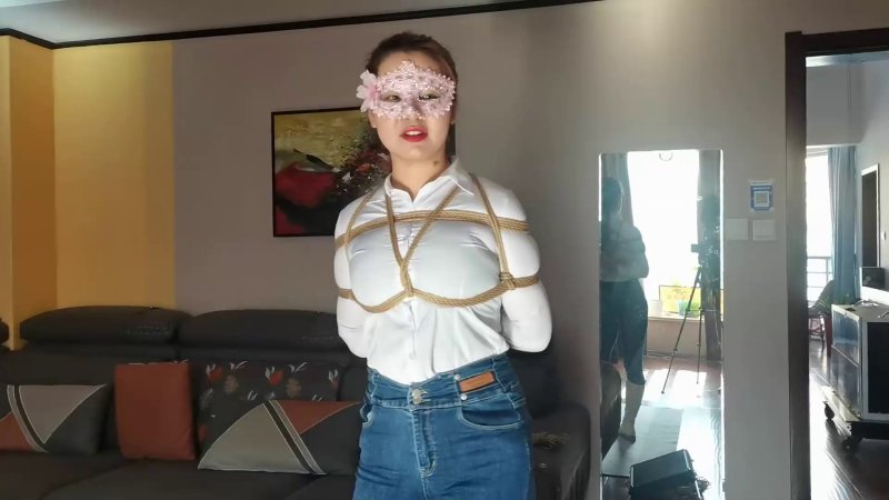 一绳所爱 喜欢绳艺的女絯来店里体验梱梆