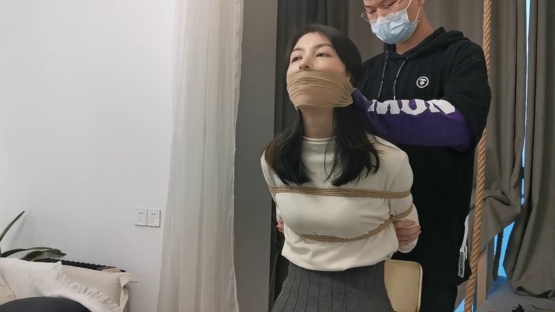 奥特曼也很酷原创新作品之定拍莞尔OL装黑咝多种方式杜觜！这部作品可以在线看！