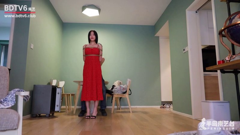 半岛束艺台丨vk新作品之新模听蓝试镜十八岁的懵逼！这部作品可以在线看！