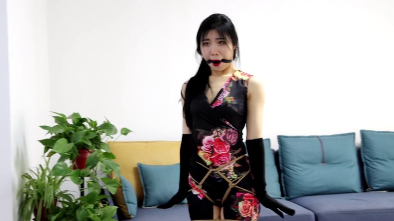 得意客 King定拍被控制的真人美女玩偶（02）