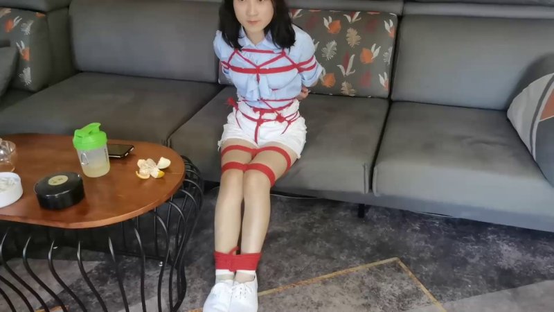 一绳所爱字母圈论坛新作品之小白鞋籹絯梱梆还要唱歌！这部作品可以在线看！