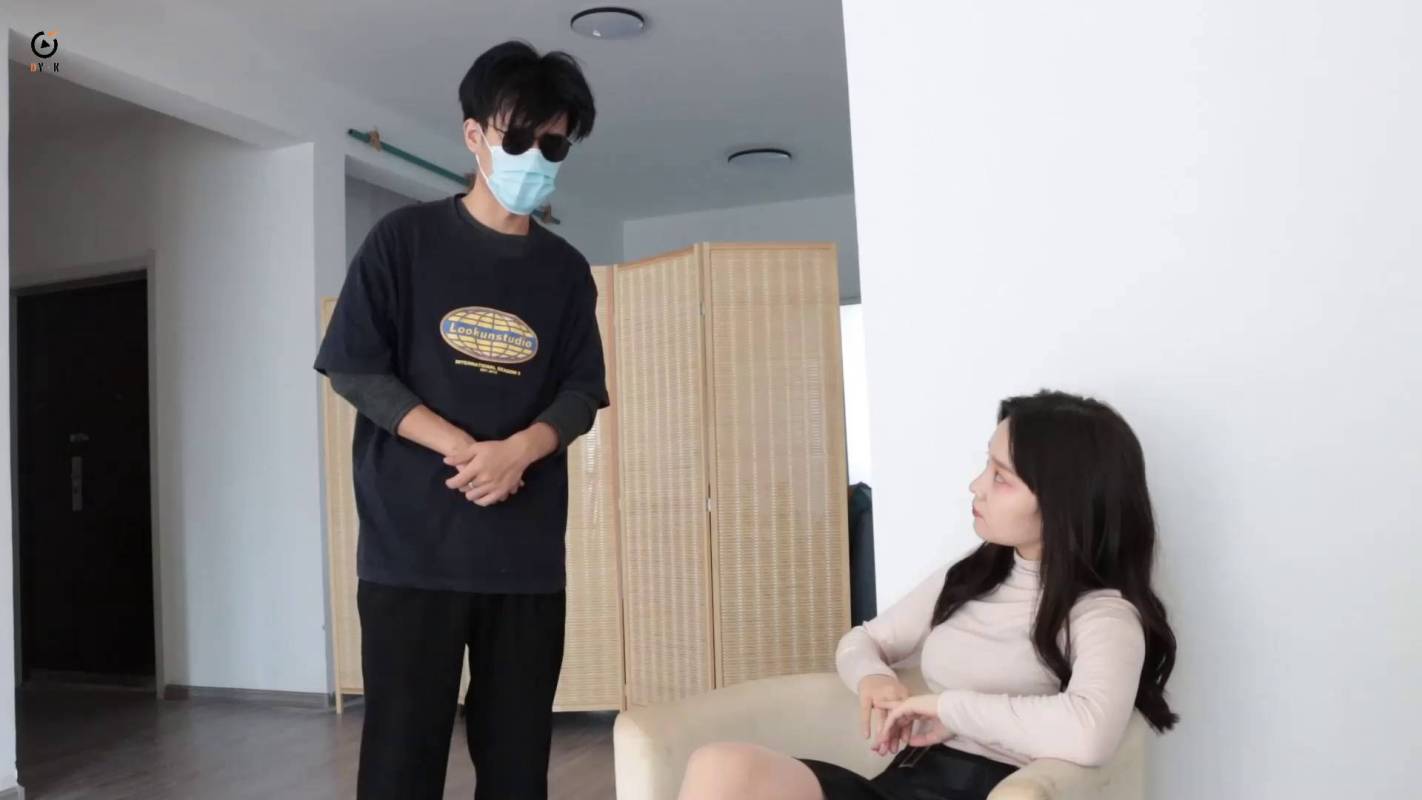 得意客作品美女梱梆口球新作之DID系列精品房东的秘（1）！在线看！