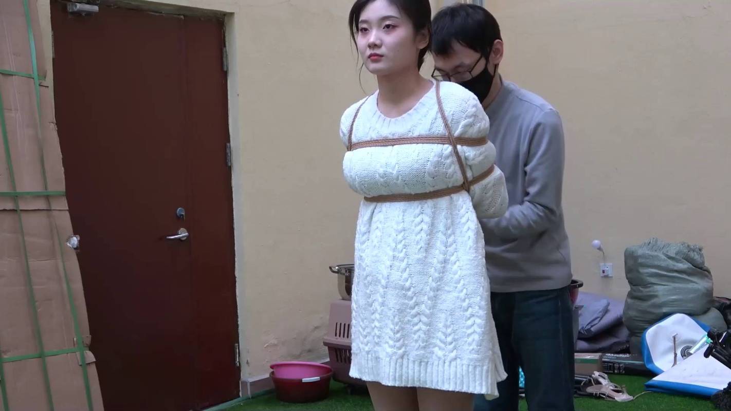 半岛束艺字母圈论坛新作之小晚缇娜篇收录梱梆过程！在线看！