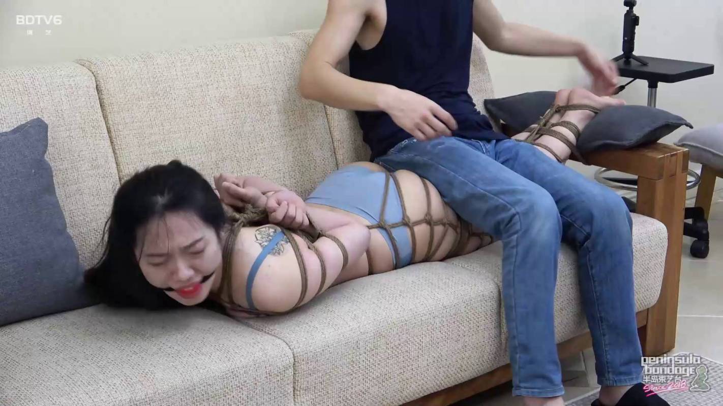 半岛束艺台紧缚新作之每年总有那么三百多天想挠海语！在线看！
