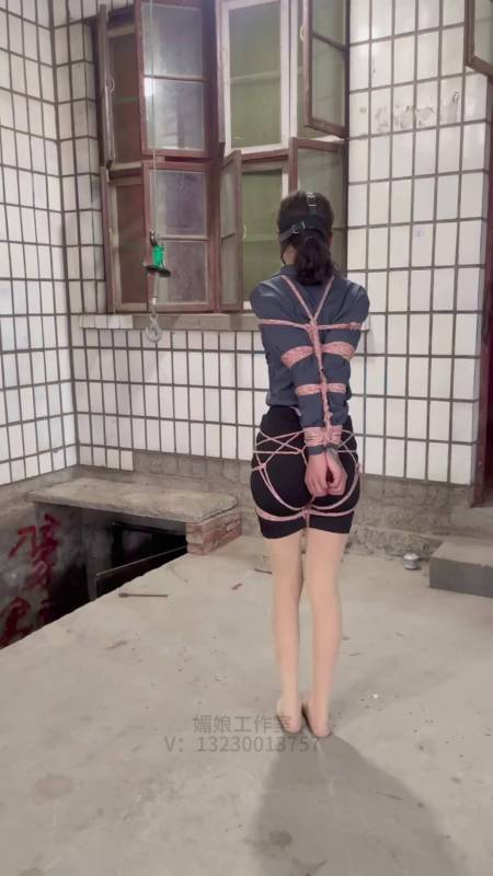 媚娘原创紧缚新作之直臂悬空吊！在线看！