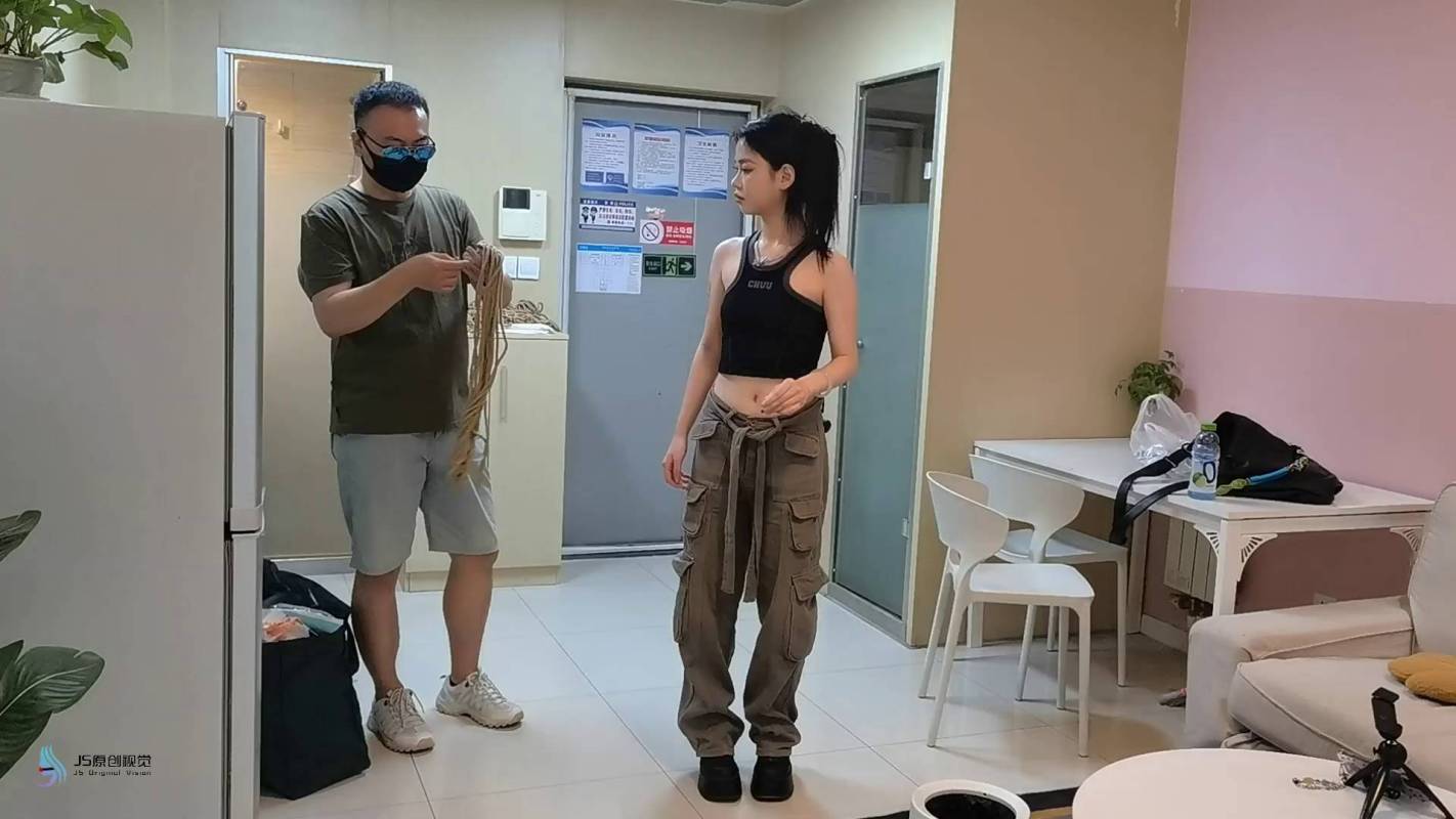 js绳艺定拍新作之新模夏瑾试镜-日式梱梆！在线看！