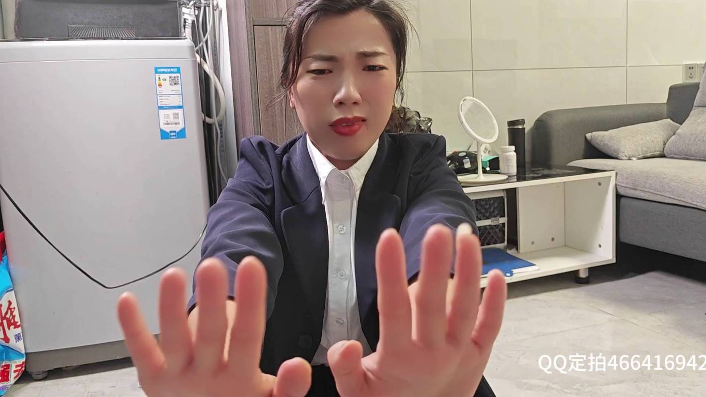 安然绳艺新作之叛逆的养子！在线看！