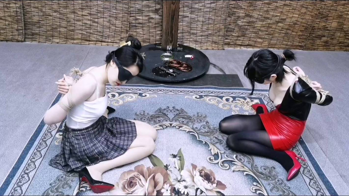 飞天原创绳艺新作之柔仙儿和艺仙儿夹舌拔河比赛又开始了！在线看！