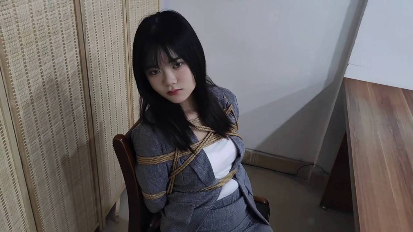 小羊原创绳艺新作之秘书小苏办公室日常！在线看！