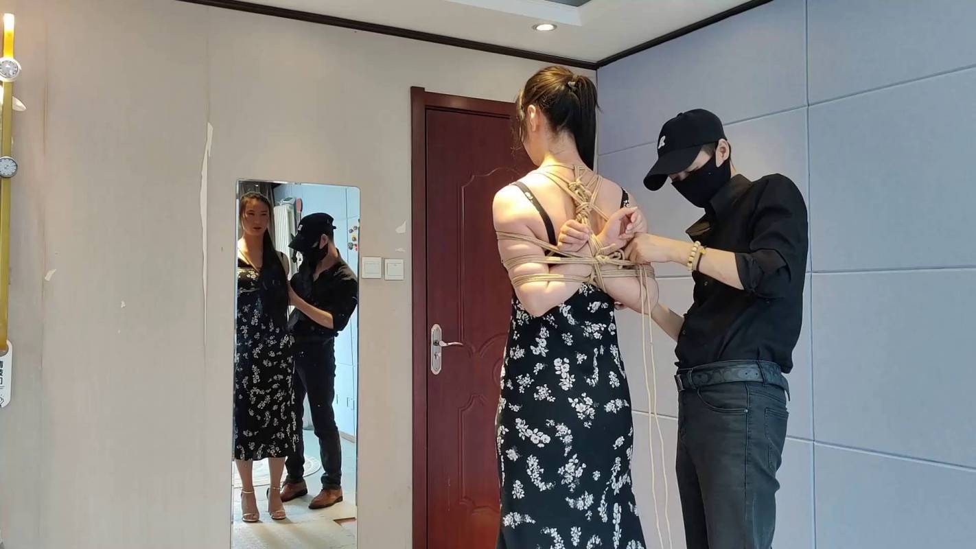 一绳所爱紧缚工作室新作之紫涵绳艺访谈，紧缚放置（上）！在线看！