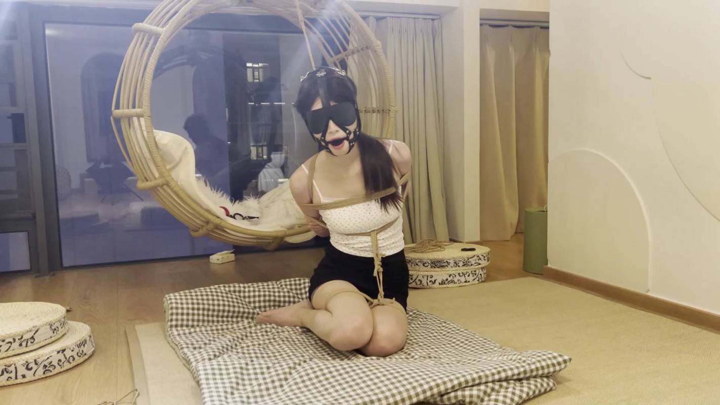 缚乐园奥特曼也很酷新作之爱笑的舞蹈生二次出境柜缚梱梆放置一小时！在线看！