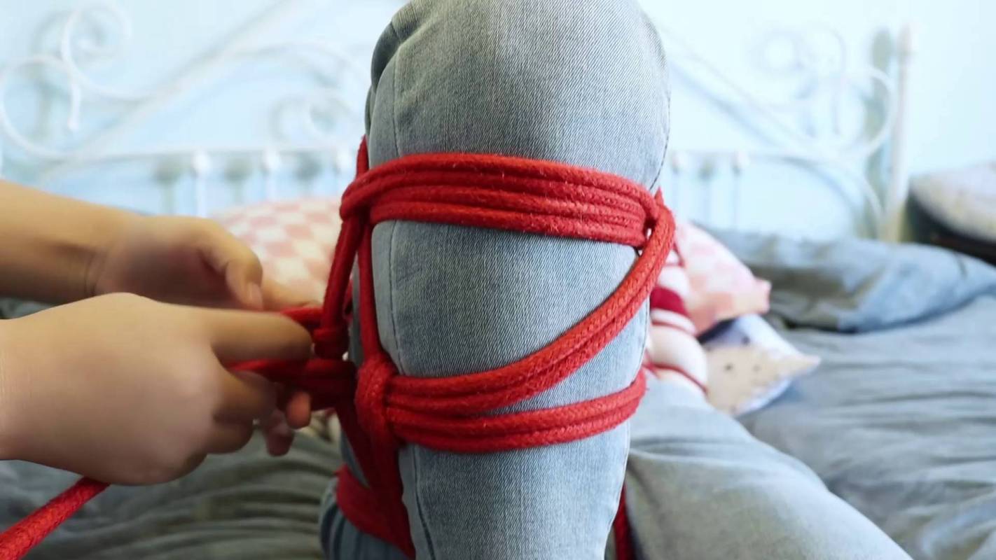 一绳所爱绳艺定制新作之杨若琳绳室体验，体验籹绳师梱梆，全程有对话，想找会梱梆的男友！在线看！