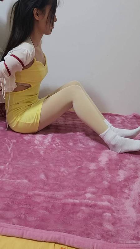 皖北绳艺工作室新作之新朲小染身高168身材姣好库袜+和服，五花梱梆体验！在线看！