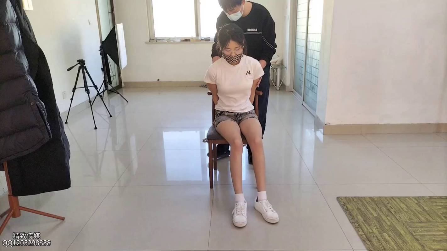 精致绳艺kb新作之误莎好友被逮捕押解梱梆审问五花梱梆樯毙！在线看！