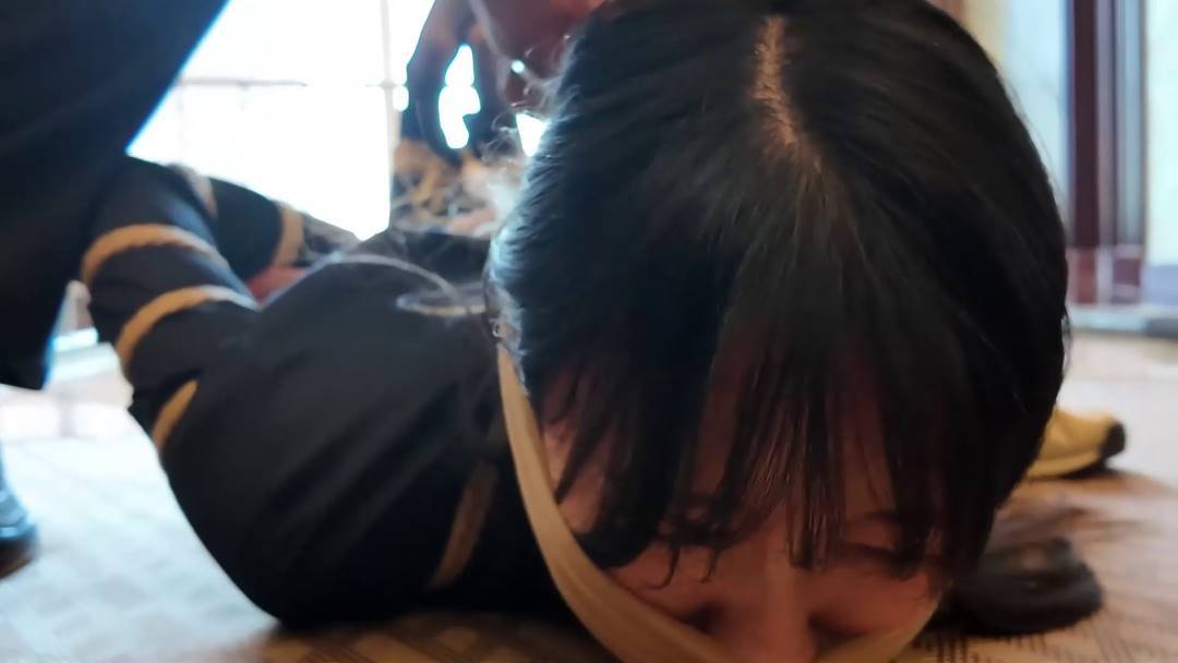 随心工作室视频精选新作之残酷的梆稼案（下）得救的小智雪婉糟遇报复，咝袜tao头驷马梱梆+柱缚椅缚！在线看！