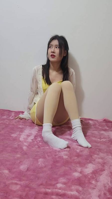 皖北绳艺工作室新作之新朲小染身高168身材姣好库袜+和服，五花梱梆体验！在线看！