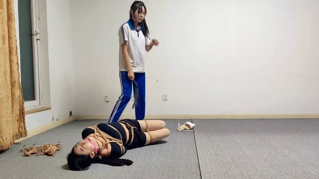 胜景山庄视频购买平台新作之jie美梱梆bao复，日式KB，TK，蛇缚，胶带，日式驷马，放置！在线看！