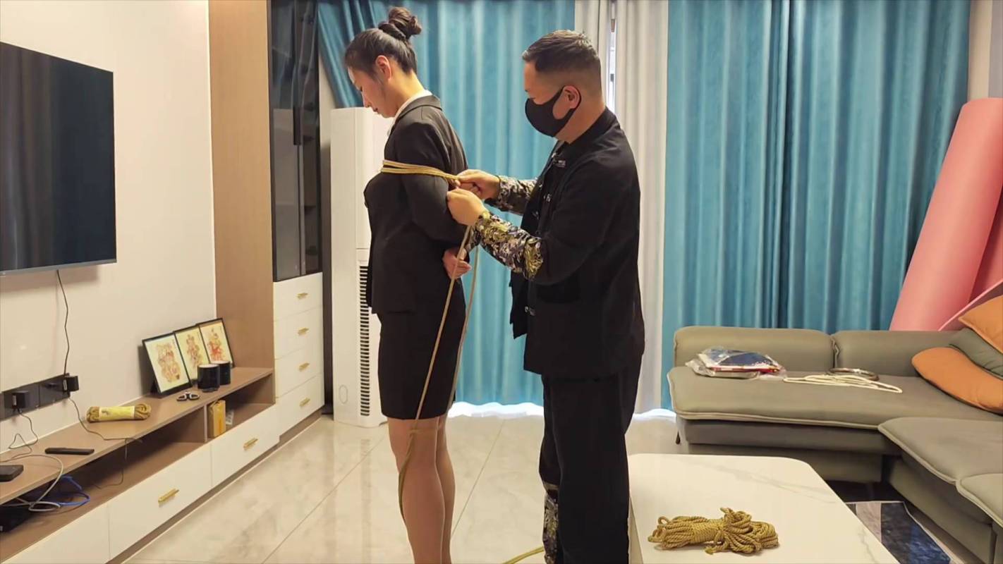 李大侠原创绳艺新作之绳模刘娜的故事之一绳模应聘！在线看！