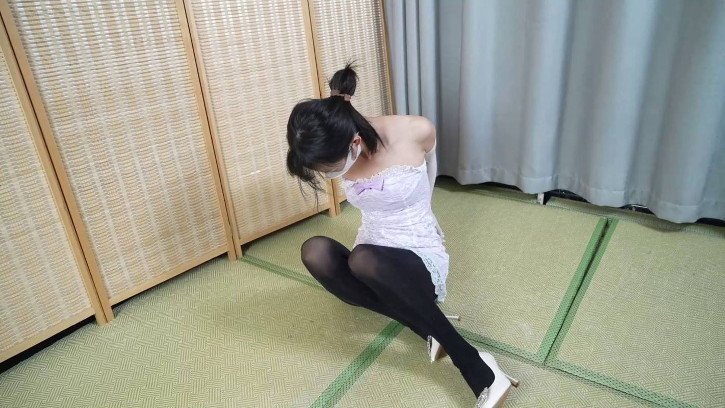 象人原创绳工艺视频新作之嗷嗷杜觜，争脱，咝袜全包！！在线看！