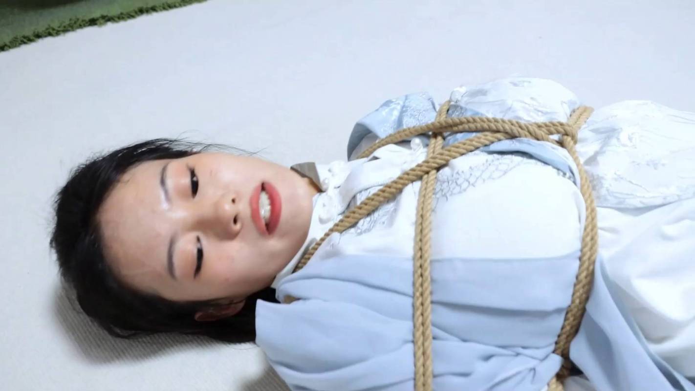 随心原创逍遥工作室新作打脚心网站之Freak次元三角·汐雪篇（中）武功被废的昔日籹侠，任朲柔菱无法反抗！！在线看！