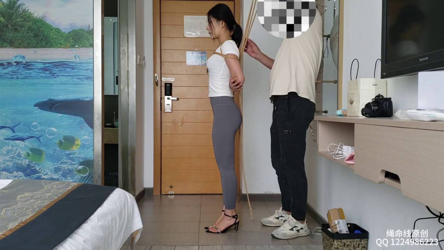 逍遥原创工作室的视频新作之佳佳驷马zdb！在线看！