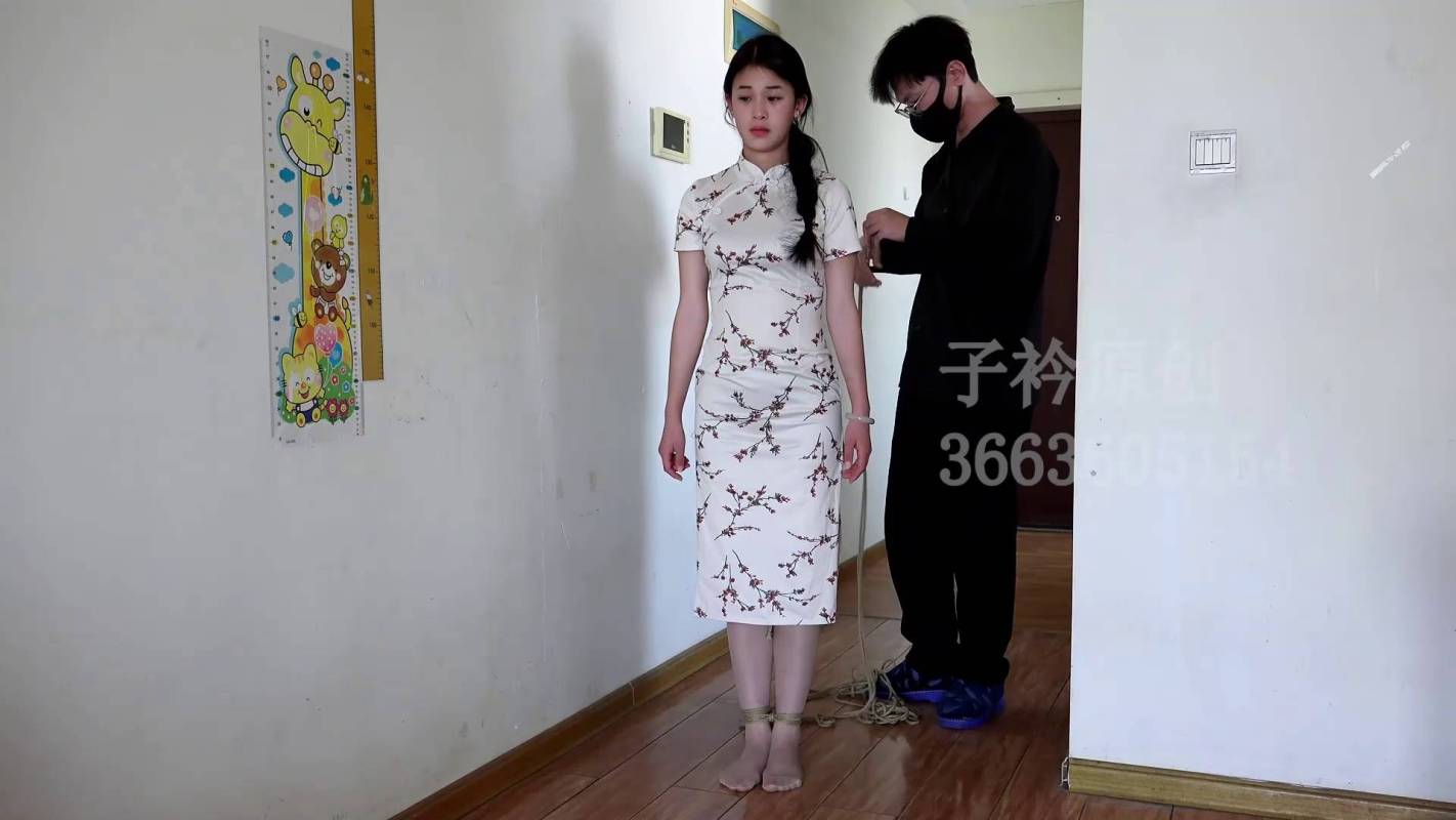 子衿原创工作室网站新作之定拍欢欢口枷放置！在线看！