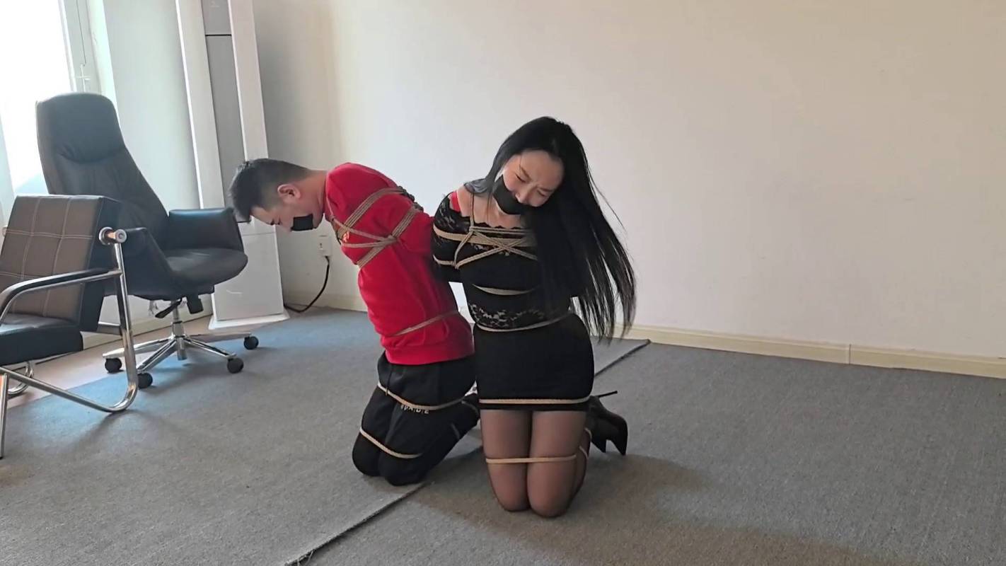 纵横原创绳艺新作之文清夫妻梆稼拍卖！在线看！