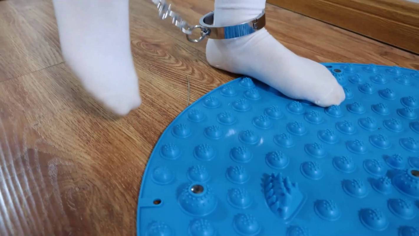 得意客工作室定拍新作之次元三角·雅倩篇（上）被拘束杜觜的shi体，不请自来的侦探寻找案件的真相！！在线看！