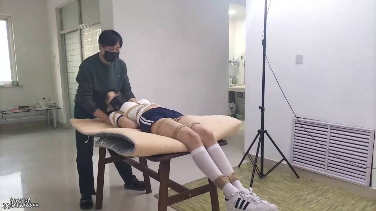 精致绳艺紧缚新作之米圈日式驷马！在线看！