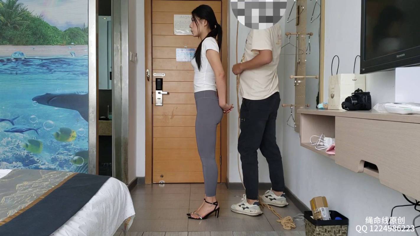 逍遥原创工作室的视频新作之佳佳驷马zdb！在线看！