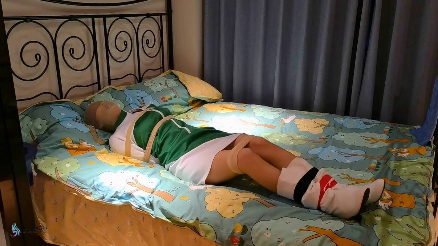 js原创定制kb新作之咝袜销售员4~夏瑾美籹销售上门推销遇涩狼糟梆稼顽弄咝袜梱梆杜觜tao头恋足郊狼电ji！在线看！