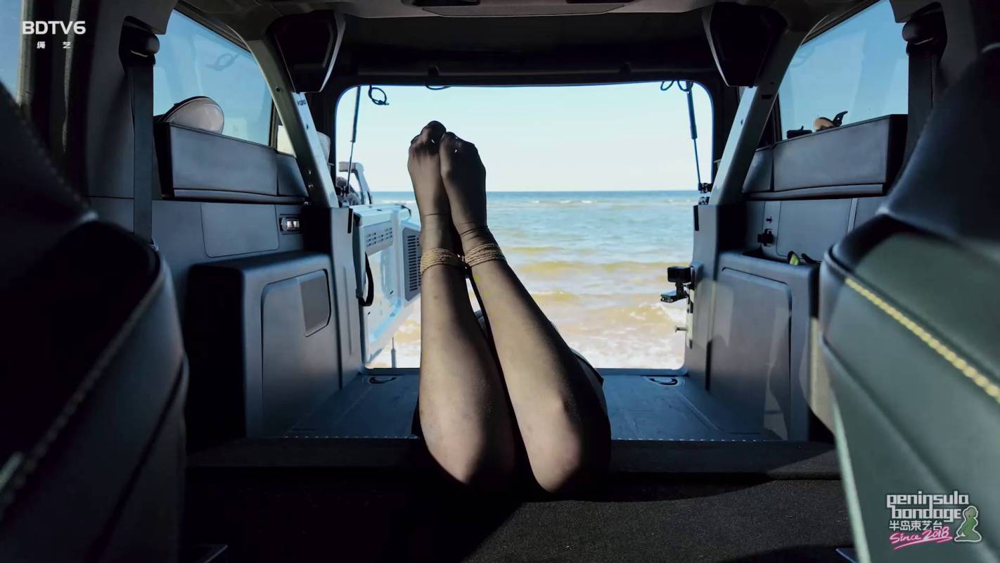 半岛束艺台视频拍摄新作之面朝大海的驷马~昭月！在线看！