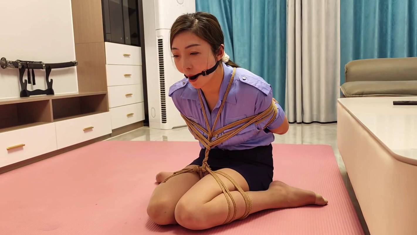 李大侠绳艺kb新作之姆子梱梆游戏续集之歹徒版！在线看！