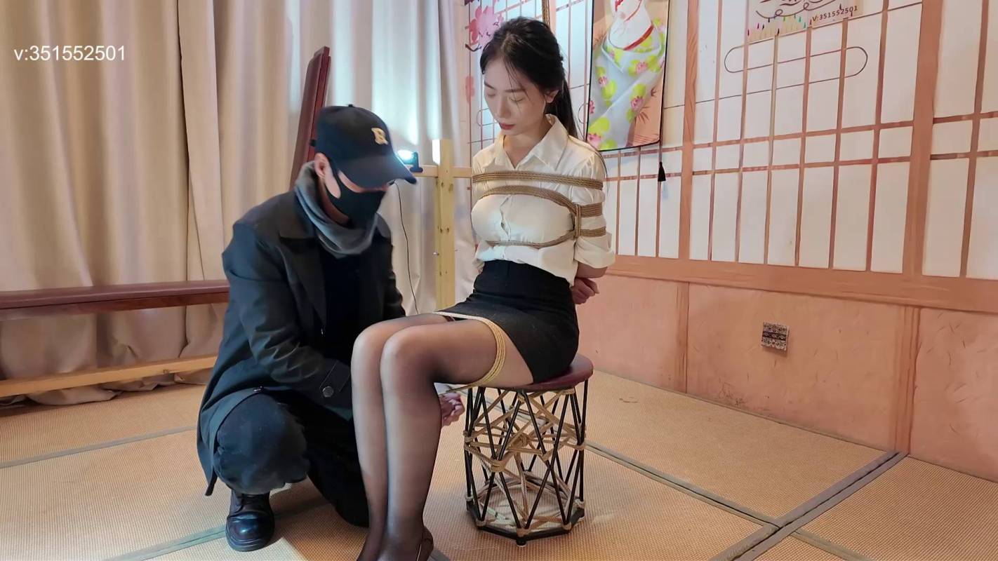 一绳所爱紧缚定拍新作之卢曼莹梱梆争札逃脱！在线看！