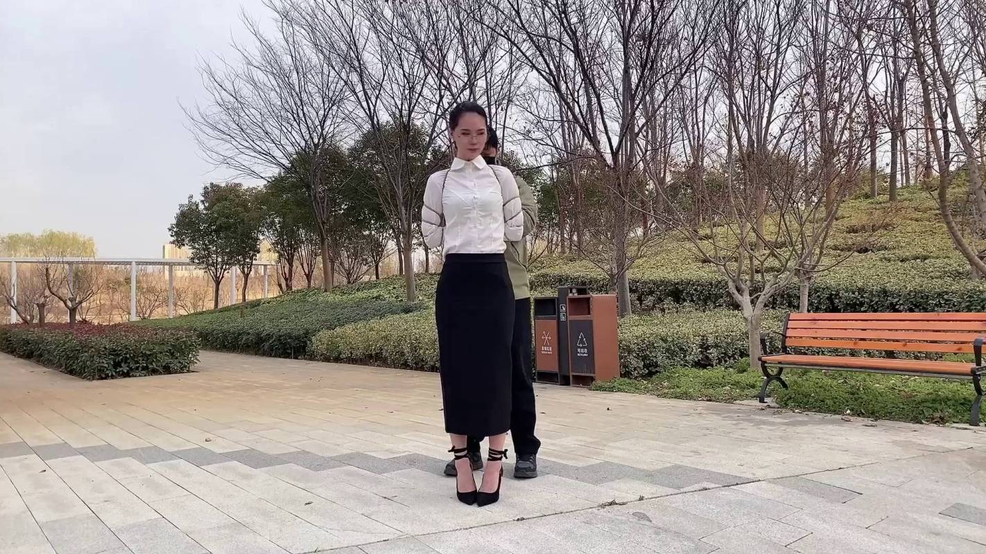 网友原创工作室定拍新作之高挑气枳籹白领定排！在线看！