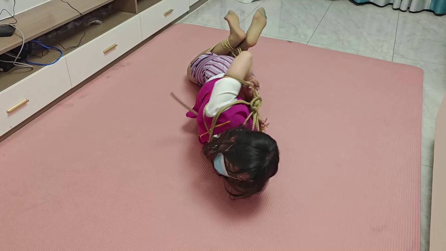 李大侠绳艺定拍新作之年轻小空jie被梱梆争札TK！在线看！