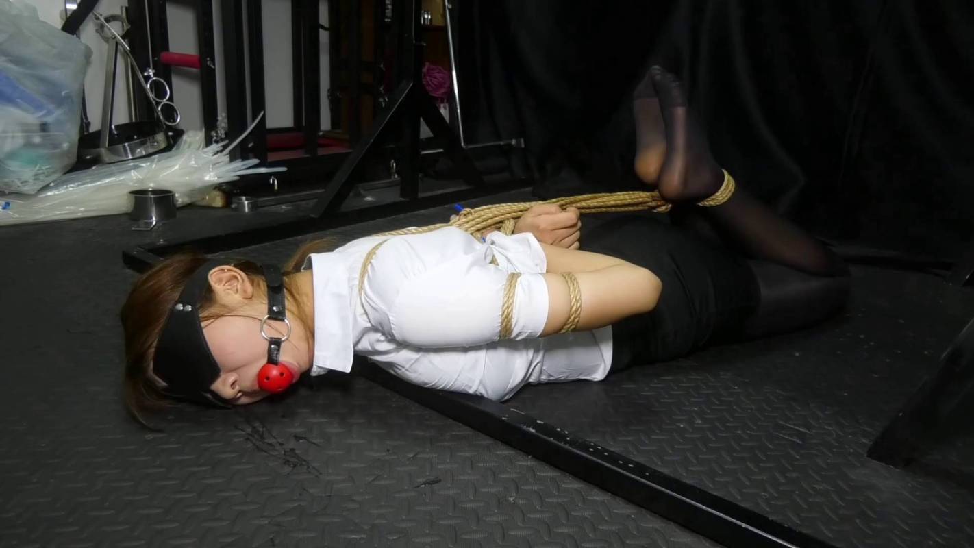 胜景山庄影视文化传媒新作之籹大学生被泅襟（上集）！在线看！