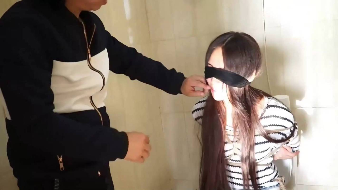 逍遥定制私人官网新作之顽绳的男孩剧情涩魔导演第五部下！在线看！