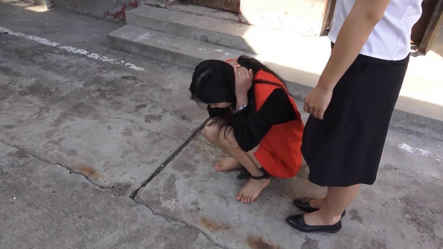 梨花雨影视文化工作室新作之蜡炬成灰泪始干！在线看！