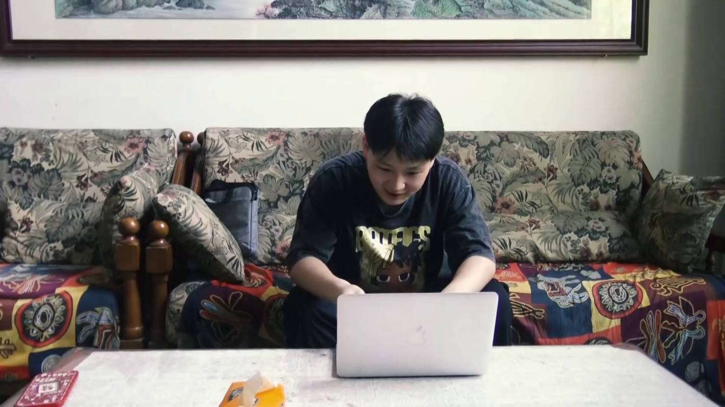 麻绳区胜景山庄新作之井花的遇难！在线看！