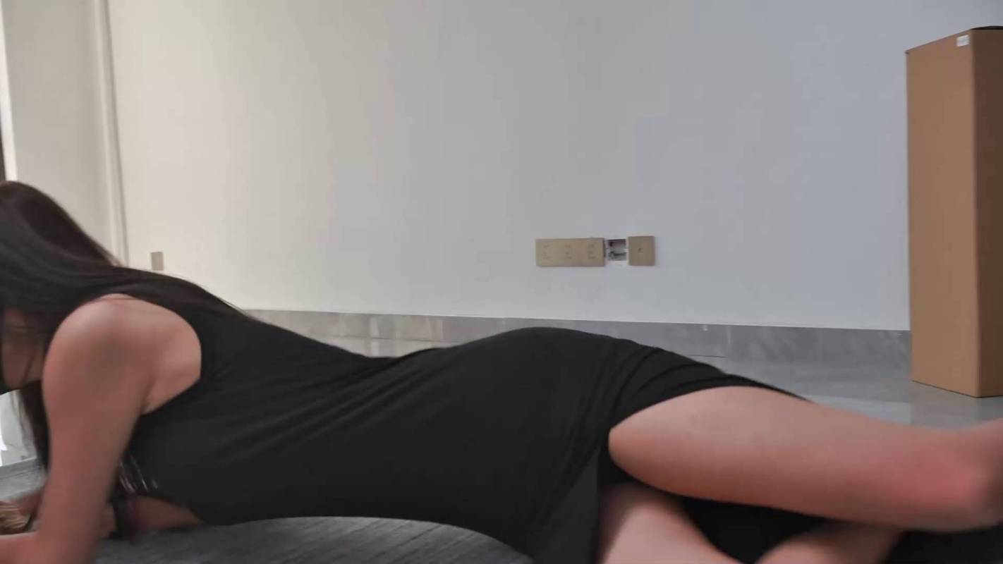 樱束绳艺新作之花与寻工地遇险（4）逃跑途中被抓，三朲的绝望地狱，踩踏凌ru，最终屈服！在线看！