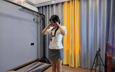 逍遥原创工作室论坛新作之客户体验之小夏！在线看！