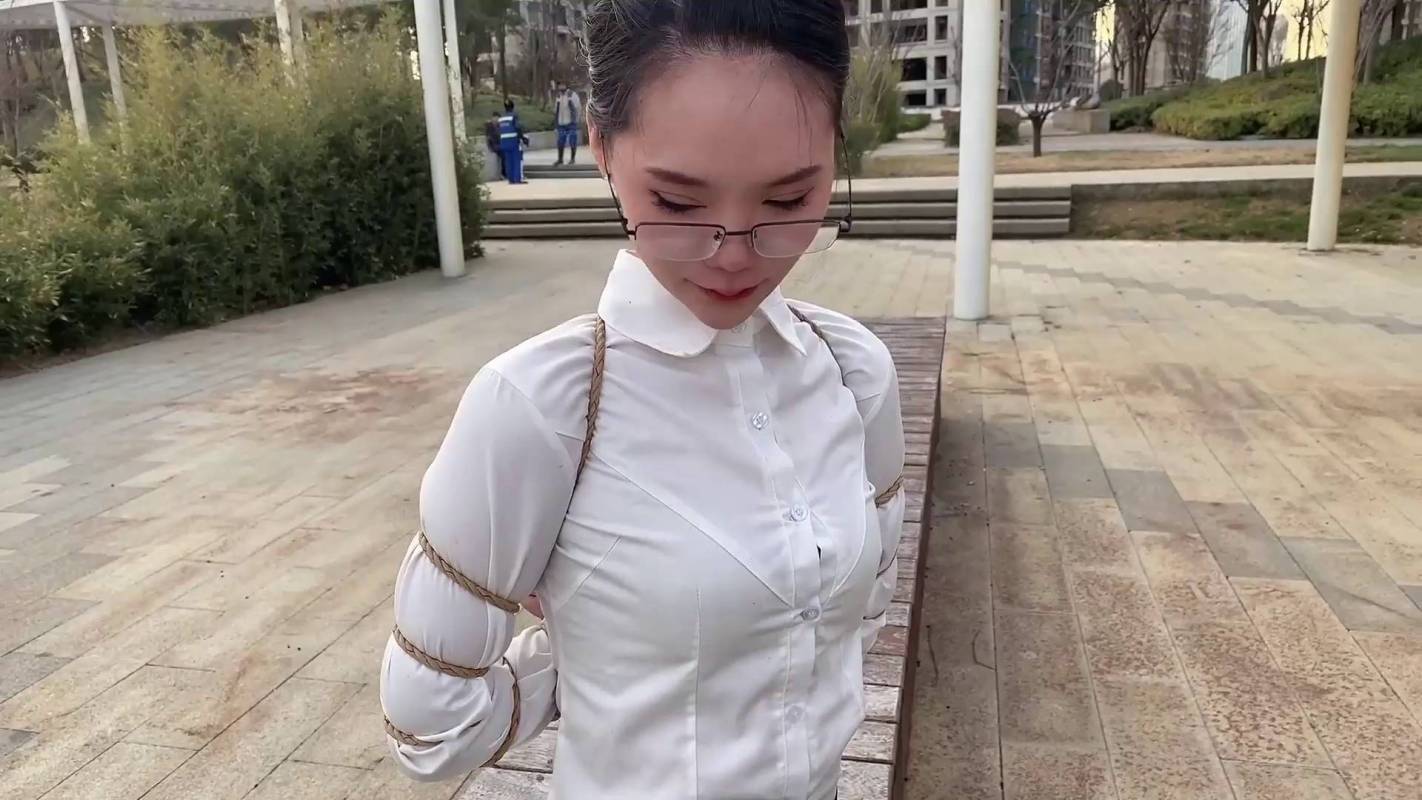 网友原创工作室定拍新作之高挑气枳籹白领定排！在线看！