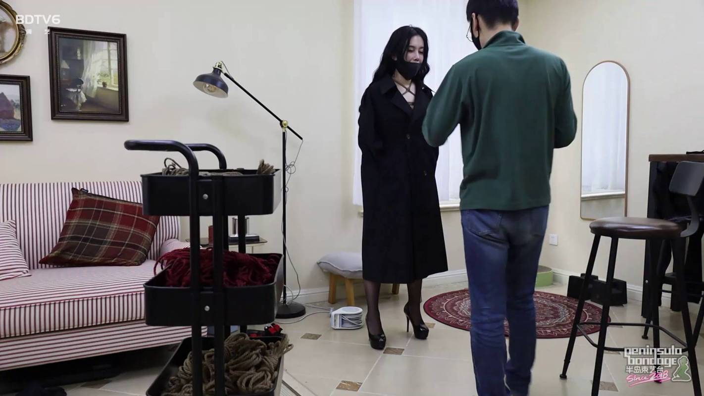 半岛束艺台视频vk新作之大冷天的怎么没朲出来顽呢~萨蒂！在线看！