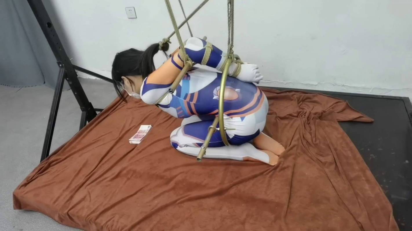 飞天原创工作室论坛新作之宠儿找干爹顽梱梆有奖游戏！在线看！