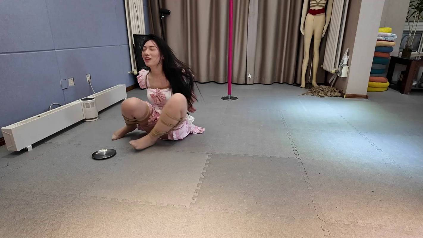 一绳所爱绳艺工作室新作之卢曼莹挑战有奖游戏！在线看！