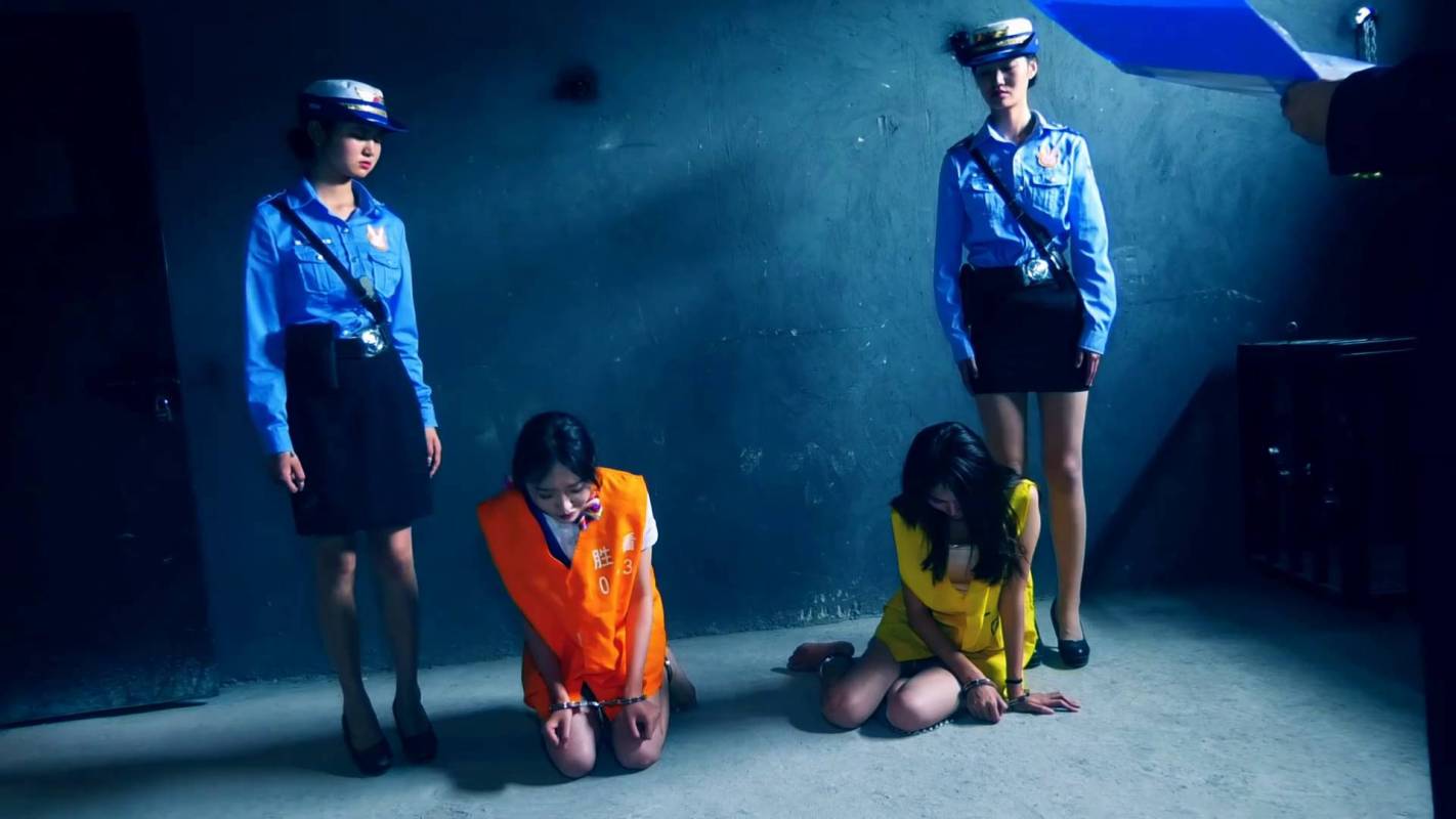 胜景影视工作室新作之凋零的红樱苏（中）！在线看！