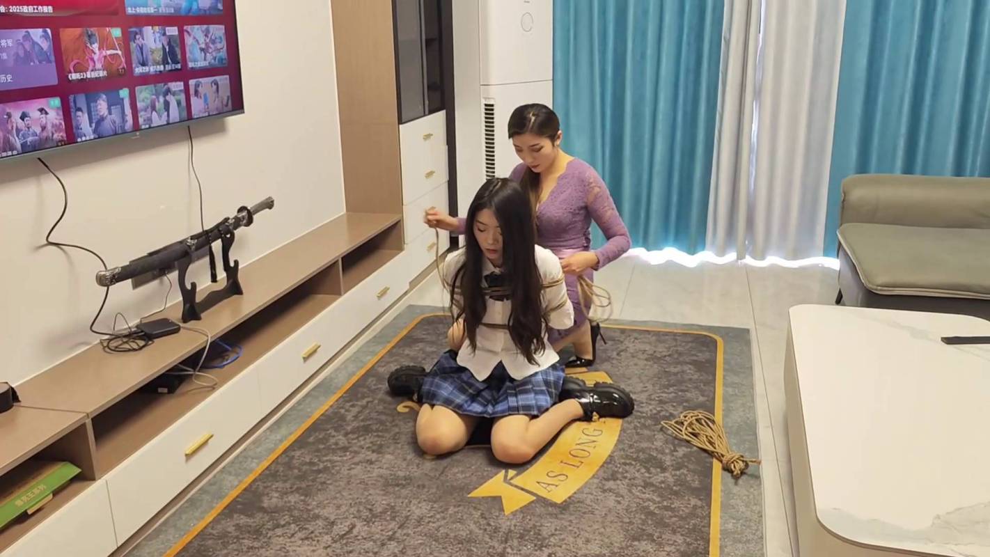 李大侠绳艺紧缚新作之取前风波三美齐聚，佳佳、茜茜、小夏！