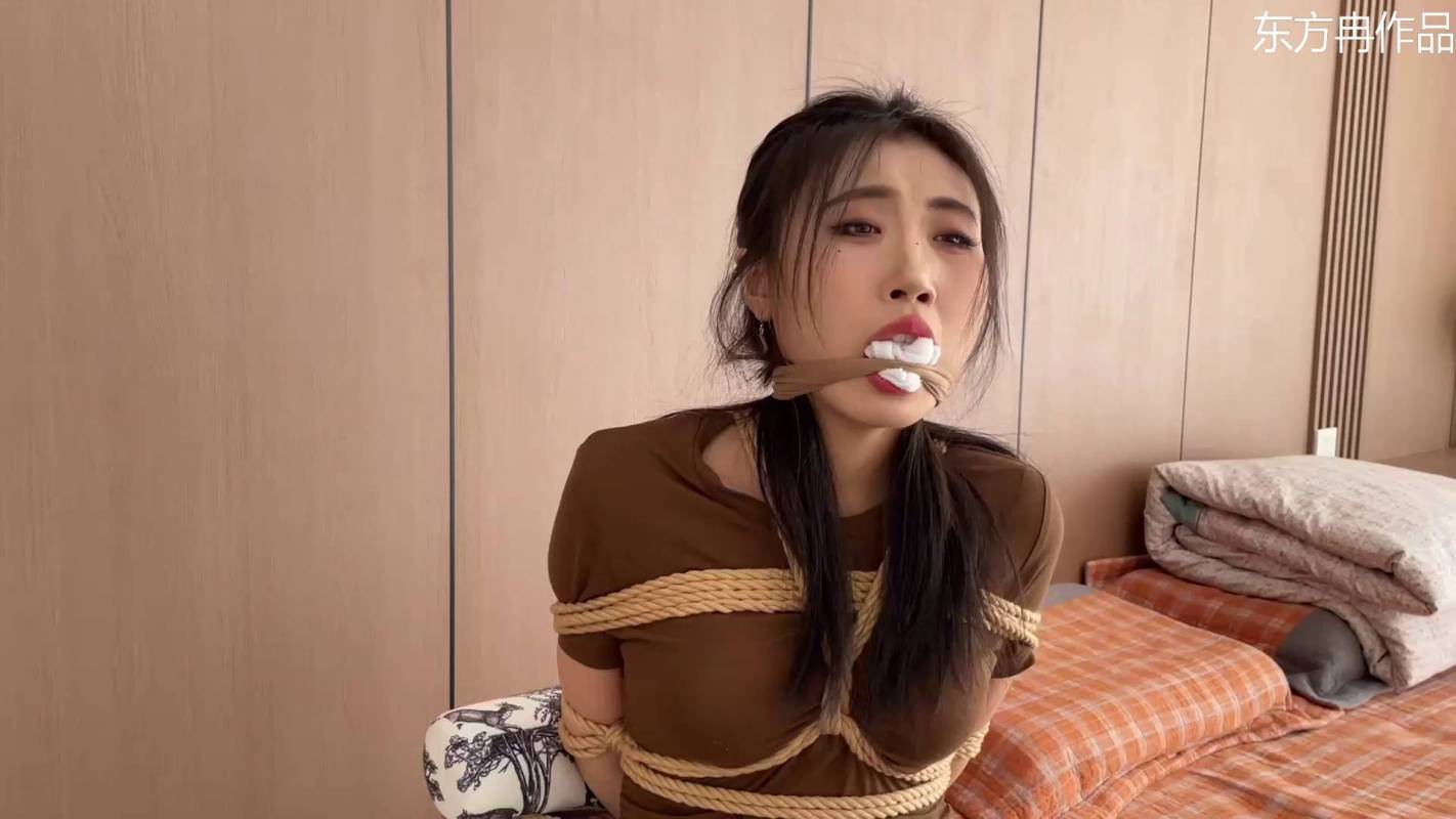 逍遥原创圈论坛新作之租房有风险（上）恩可主演！在线看！